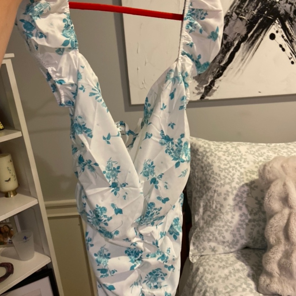 floral print lace up ruched dress